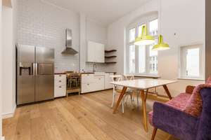 Helle Drei-Zimmer-Altbauwohnung im Hinterhaus mit Stuck und unverbaubarem Blick in den Park – Hasenheide 61, 10967 Neukölln (Ortsteil), Berlin – Vorschaubild 21