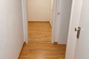 Gepflegte 2-Zi.-Wohnung in begehrter Oststadt – sofort bezugsfrei! – Essenweinstraße 45a, 76131 Oststadt, Karlsruhe – Vorschaubild 2