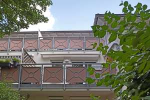 Mehr Raum und Ruhe für Ihr Leben / frei werdende 3-Raum mit Balkon in zweiter Reihe – Die vollständige Adresse der Immobilie erhältst du vom Anbieter., 1277 Striesen-Ost, Dresden – Vorschaubild 4