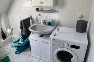 Sehr schöne 2 Zimmer Dachgeschosswohnung mit EBK in Alt-Habnehausen! – Die vollständige Adresse der Immobilie erhältst du vom Anbieter., 28279 Habenhausen, Bremen – Vorschaubild 12