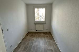 Helle 4-Zi. mit großem Balkon & Laminat in ruhiger Lage!  – Würzburger Straße 36 B, 9130 Sonnenberg, Chemnitz – Vorschaubild 12