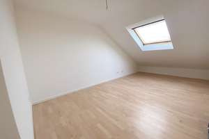 Lichtdurchflutete und modernisierte 3 -Zimmerwohnung mit Terrasse im Herzen von Neckarau - 2 Bäder – 68199 Neckarau, Mannheim – Vorschaubild 9