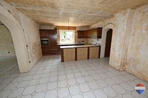 Charmante Maisonette mit Garten und viel Potenzial in Gelsenkirchen! – Die vollständige Adresse der Immobilie erhältst du vom Anbieter., 45897 Buer, Gelsenkirchen – Vorschaubild 15