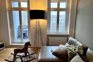 Altbau-Ikone mit Lift, Balkon, Stuck & High-End-Design - Friedrichshain Bestlage – Die vollständige Adresse der Immobilie erhältst du vom Anbieter., 10243 Friedrichshain, Berlin – Vorschaubild 17