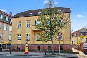 Gepflegtes und vollvermietetes 3-Parteienhaus in Potsdam-Drewitz
