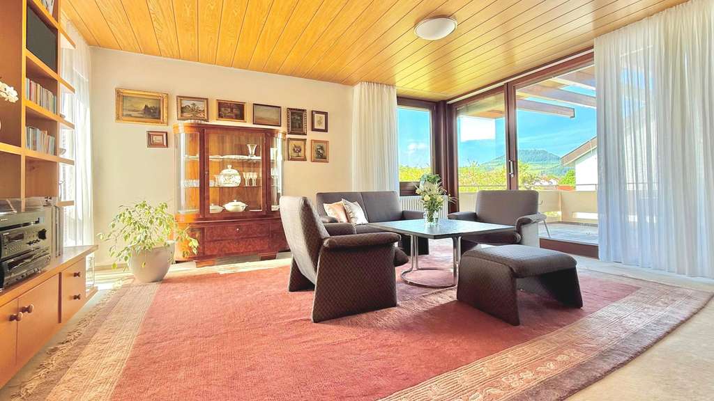 Immobilie in Waldstetten - Charmantes Einfamilienhaus mit Einliegerwohnung in ruhiger Lage von Waldstetten! - Bild 2