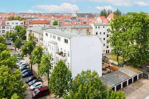 Bahnhofsnah! Einbauküche, modernes Bad, Keller: 2019 sanierte Dachgeschoss-Wohnung in Schöneweide – Die vollständige Adresse der Immobilie erhältst du vom Anbieter., 12439 Niederschöneweide, Berlin – Vorschaubild 9