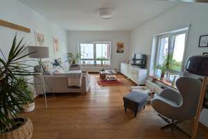 großzügige und luxuriös ausgestattete 3,5 Zimmer-City-Wohnung 