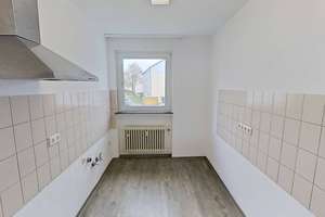 Moderne 3-Zimmer-Wohnung mit BALKON und Tageslichtbad – Lahrkampstraße 5, 33104 Schloß Neuhaus, Paderborn – Vorschaubild 8