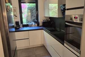 renovierte 67 m²Wohnung mit Balkon, Terrasse & eigenem Garten in ruhiger Lage – Essen-Kupferdreh – Asbachtal 26, 45257 Kupferdreh, Essen – Vorschaubild 2