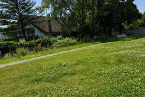 Modernes Wohnen in Wuppertal – helle Räume, stilvolles Bad und Gartenfläche – Möbeck 42, 42327 Elberfeld West, Wuppertal – Vorschaubild 3