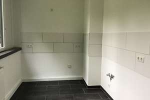 Reinkommen und Wohlfühlen: toll aufgeteilte, moderne 3-Raum-Wohnung mit Balkon! – Baumertweg 7, 45279 Horst, Essen – Vorschaubild 4