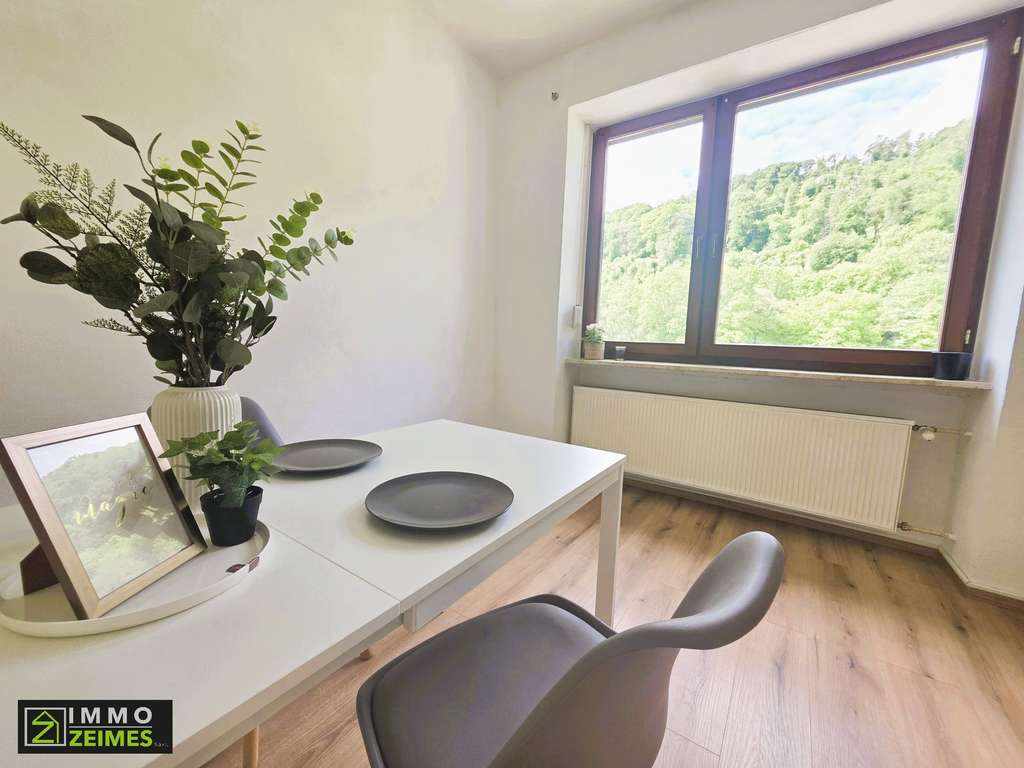 Immobilie in Ralingen - Wohnen in idyllischer Lage – gepflegtes Einfamilienhaus mit Garten und Blick ins Grüne - Bild 2