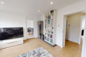 Ein 5 Zimmer-Haus, das Geschichten erzählt – und Platz für neues lässt in Heilbronn-Bieberbach – Die vollständige Adresse der Immobilie erhältst du vom Anbieter., 74078 Biberach, Heilbronn – Vorschaubild 3