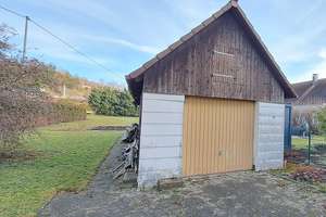 Geräumiges Einfamilienhaus mit Ausbaumöglichkeiten, großem Garten und Garage! – Die vollständige Adresse der Immobilie erhältst du vom Anbieter., 89173 Lonsee – Vorschaubild 2