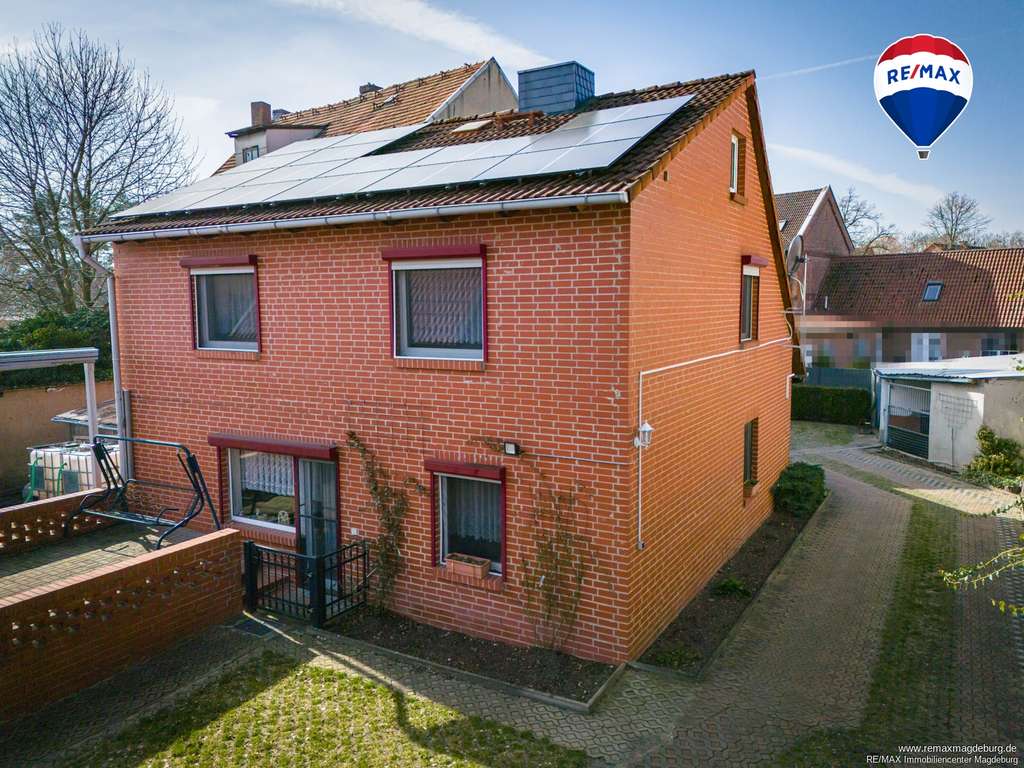 Immobilie in Oebisfelde-Weferlingen - Freistehendes Familienparadies mit Teich & Wintergarten in Oebisfelde - Bild 1