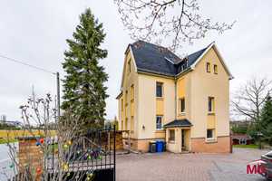 Gepflegtes Zweifamilienhaus mit schönem Grundstück – Zwickau (Kreis) – Vorschaubild 1