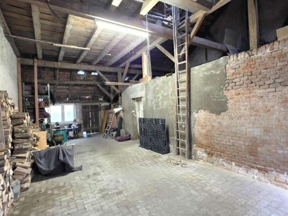 VK-1517 Aussenbereich Scheune