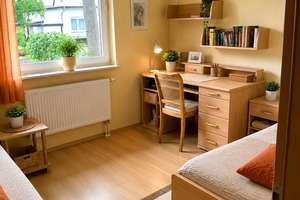 Provisionsfreier Bungalow mit Kamin und großem Garten in Berlin-Biesdorf  – Die vollständige Adresse der Immobilie erhältst du vom Anbieter., 12683 Biesdorf, Berlin – Vorschaubild 6