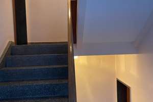 Renditestarke Gelegenheit: 3-Zimmer-Wohnung mit Balkon – Die vollständige Adresse der Immobilie erhältst du vom Anbieter., 9599 Freiberg – Vorschaubild 2