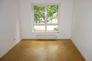 EXKLUSIV BILK NÄHE UNI HELL + RUHIG RENOVIERT KOMPLETT PARKETT DUSCHBAD TG-STELLPL. 1.OG / AUFZUG – Himmelgeister Straße 189, 40225 Flehe, Düsseldorf – Vorschaubild 4