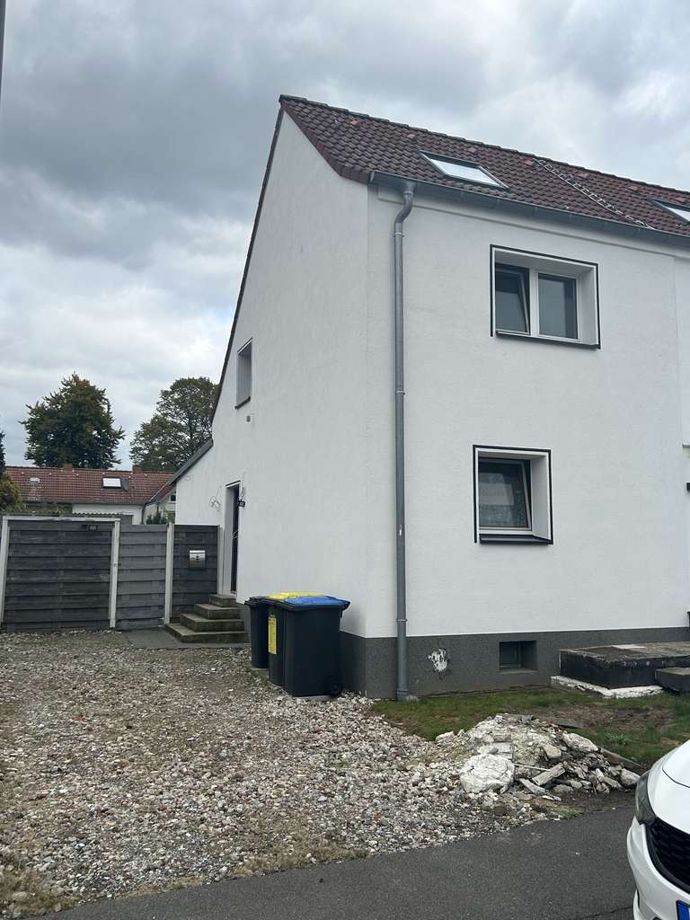 Provisionsfrei_ Charmantes Reiheneckhaus 