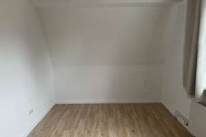 Helle & ruhige 4,5 Z.- Dachgeschoss-Wohnung mit neuwertiger Küche – Die vollständige Adresse der Immobilie erhältst du vom Anbieter., 13407 Reinickendorf (Ortsteil), Berlin – Vorschaubild 17