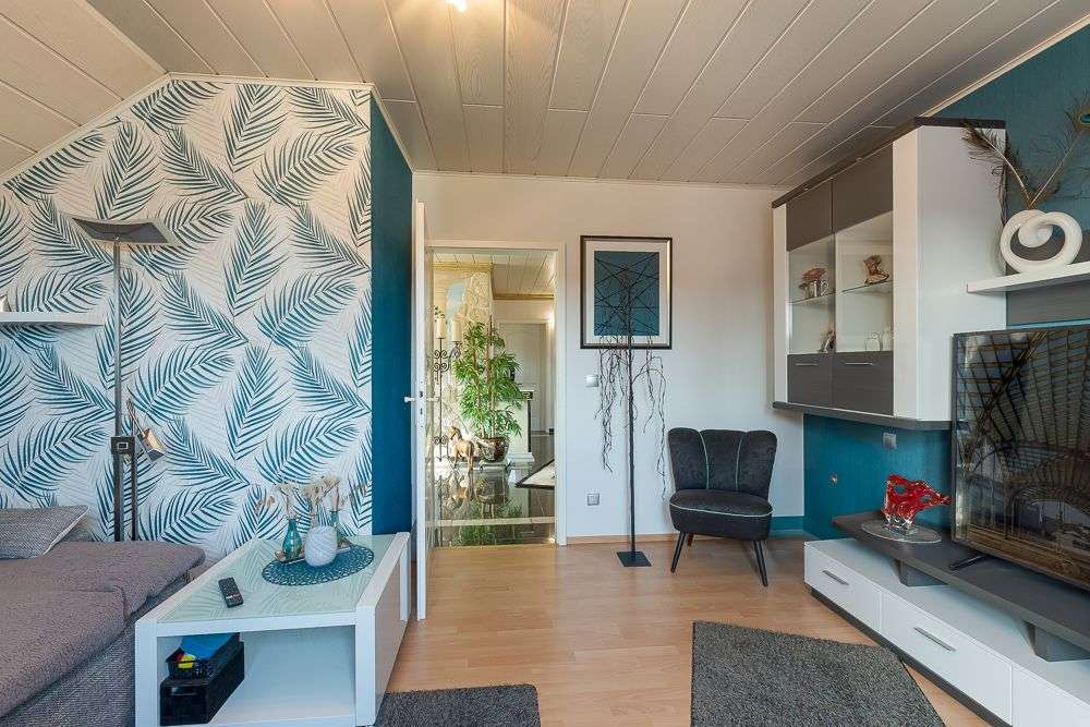 Immobilie in Bedburg - Mehrgenerationenhaus mit Herz - Raum für Leben, Arbeiten und Träume! - Bild 2