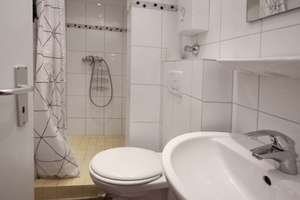 Stilvoll saniertes Apartment im Herzen von Düsseldorf – 40211 Stadtmitte, Düsseldorf – Vorschaubild 2