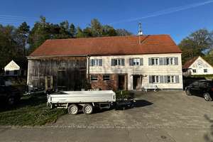 +++Wohnhaus mit Stadel und Nebengebäude+++