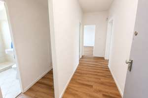 Bezugsfreie 2-Zimmer-Wohnung mit Südbalkon in ruhiger Lage – Die vollständige Adresse der Immobilie erhältst du vom Anbieter., 13593 Wilhelmstadt, Berlin – Vorschaubild 3