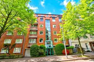 Eppendorf | 3-Zimmer | modernisiert | großer Balkon | Fahrstuhl | Energieklasse "C" | TG-Stellplatz – Die vollständige Adresse der Immobilie erhältst du vom Anbieter., 20251 Hoheluft-Ost, Hamburg – Vorschaubild 1