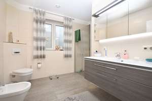 Modern, stilvoll und elegant! Neuwertiges Einfamilienhaus in Wolfsburg-Barnstorf. – Die vollständige Adresse der Immobilie erhältst du vom Anbieter., 38446 Barnstorf, Wolfsburg – Vorschaubild 13