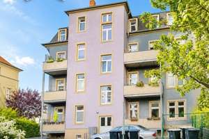 Vollvermietetes, renditestarkes Mehrfamilienhaus mit Stellplätzen und WEG-Aufteilung!