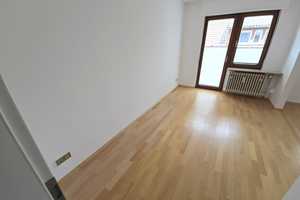 Frisch renovierte 3-Zimmer-Wohnung mit 2 Balkonen in KA-Mühlburg – Karlsruhe – Vorschaubild 10