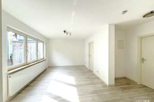 renovierte 2 Zi Whg. mit EBK, Balkon, Terrasse und Garten in ruhiger Lage im idyllischen Stuttgart-U