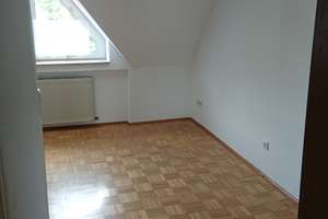 Weitmar Mitte: Zentrale 2-Raum DG-Wohnung mit Parkett 012.005 – Hattinger Straße 342, 44795 Weitmar-Mitte, Bochum – Vorschaubild 3