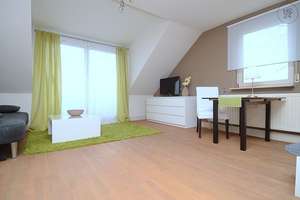 Modern möblierte Wohnung in Würzburg – Die vollständige Adresse der Immobilie erhältst du vom Anbieter., 97080 Dürrbachtal, Würzburg – Vorschaubild 9