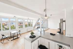 Helles Luxus Loft-Attic mit Balkon und offener Küche in absoluter Bestlage (Simon-Dach-Kiez)!!! – Die vollständige Adresse der Immobilie erhältst du vom Anbieter., 10245 Friedrichshain, Berlin – Vorschaubild 2