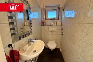 Großzügige 5-Zimmer-Wohnung über drei Ebenen mit Balkon,Garage + Stellplatz – 44229 Bittermark, Dortmund – Vorschaubild 4