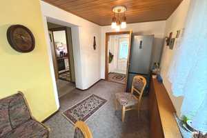 Charmantes Einfamilienhaus mit Keller und Garage in Biesdorf – Berlin – Vorschaubild 4