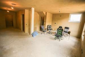 Exklusives Einfamilienhaus in Stolberg (Rheinland) mit 5 Zimmern – Leuwstraße 61, 52224 Stolberg (Rheinland) – Vorschaubild 10