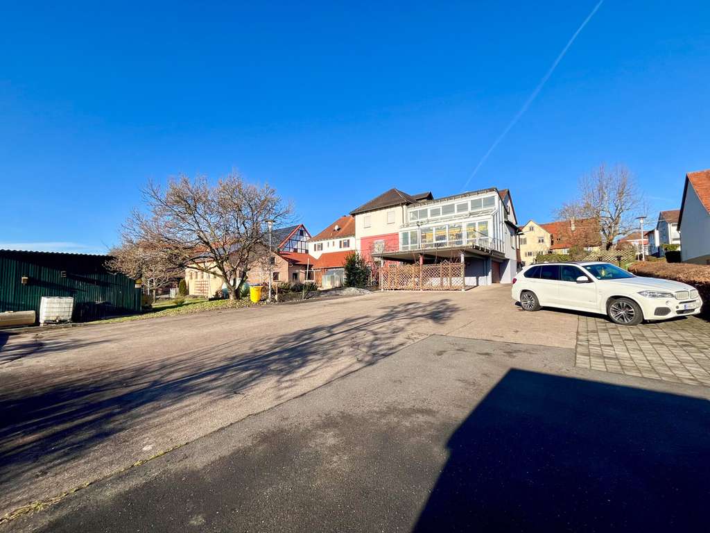 Immobilie in Zweiflingen - Gastronomieanwesen mit großzügigem Wohnbereich und Ausbaupotenzial - Bild 1