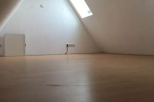 Zuhause mit 1,5 Zimmern in Erlangen – Kreuzsteinstrasse 9, 91058 Eltersdorf, Erlangen – Vorschaubild 3
