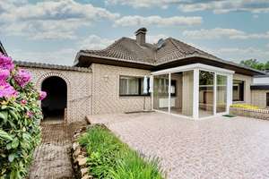 Unterkellerter Walmdach-Bungalow * DG ausgebaut, Wintergarten, Garage * Sackgasse * BIETERVERFAHREN – Die vollständige Adresse der Immobilie erhältst du vom Anbieter., 50171 Kerpen – Vorschaubild 5
