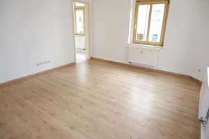 Helles Wohnzimmer - Bad mit Wanne und Lift - frei ab 1.6.26 – Casparistraße 1, 9126 Lutherviertel, Chemnitz – Vorschaubild 2