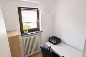 Doppelhaushälfte mit Entwicklungspotenzial in Nürnberger Vorstadtlage - frei ab 01.07. – Binzenweg 16, 90427 Neunhof, Nürnberg – Vorschaubild 10