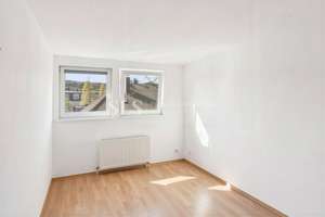 Über den Dächern von Wuppertal – Vermietete 2-Zimmer Wohnung mit Südbalkon und Weitblick – Die vollständige Adresse der Immobilie erhältst du vom Anbieter., 42275 Oberbarmen, Wuppertal – Vorschaubild 4