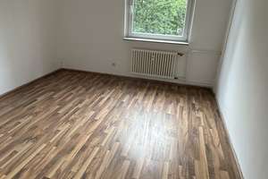 4,5 Zimmer-Wohnung in Uni-Nähe, Ideal für Familien oder WGs! – 70569 Lauchäcker, Stuttgart – Vorschaubild 13