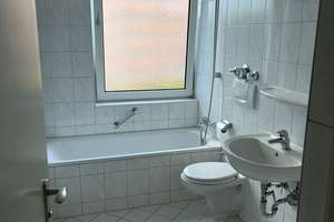 Helle 3 Zimmer Wohnung mit Balkon & EBK in München Moosach zu vermieten  – Die vollständige Adresse der Immobilie erhältst du vom Anbieter., 80993 Alt-Moosach, München – Vorschaubild 7
